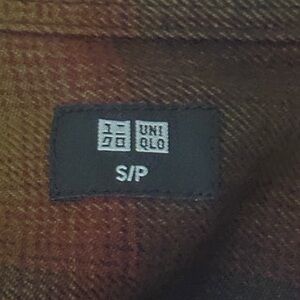 Uniqlo Men’s Medium Multicolor Plaid Shirt